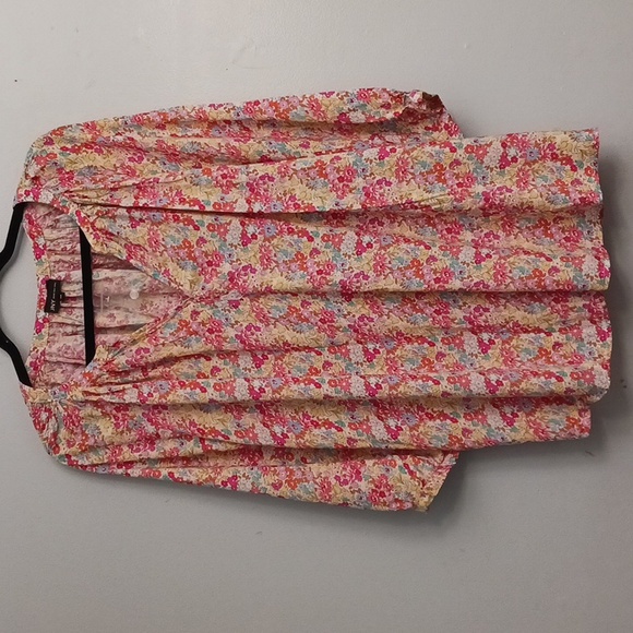 Jones New York size 2X women's colorful floral pull-on blouse. - Picture 16 of 16